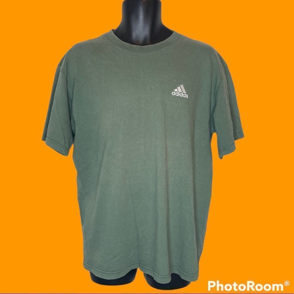 🔥VINTAGE🔥 ADIDAS TEE